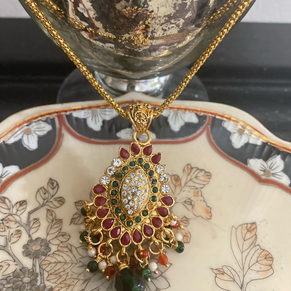 Gorgeous Ruby Statement Necklace - image 4